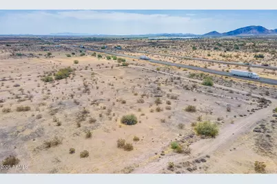 4712 N 425th Drive #-, Tonopah, AZ 85354 - Photo 13