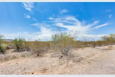 4712 N 425th Drive #-, Tonopah, AZ 85354 - Photo 9