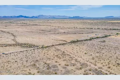 4712 N 425th Drive #-, Tonopah, AZ 85354 - Photo 15