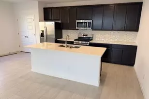 14660 W Soft Wind Dr, Surprise, AZ 85387 - Photo 5