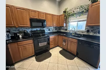 14764 S Amado Boulevard, Arizona City, AZ 85123 - Photo 17