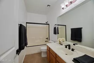 8623 S 22nd St, Phoenix, AZ 85042 - Photo 33