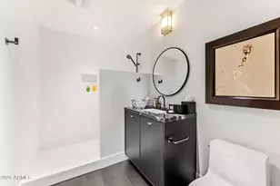 7242 E Joshua Tree Ln, Scottsdale, AZ 85250 - Photo 37