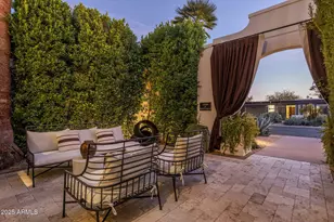 7242 E Joshua Tree Ln, Scottsdale, AZ 85250 - Photo 9