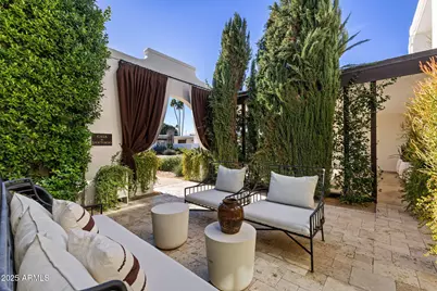 7242 E Joshua Tree Lane, Scottsdale, AZ 85250 - Photo 11