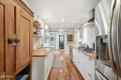 110 W Bruce Avenue, Gilbert, AZ 85233 - Photo 9