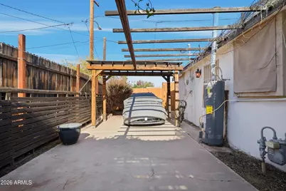 110 W Bruce Avenue, Gilbert, AZ 85233 - Photo 31