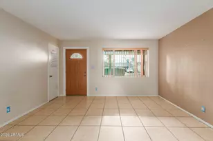 3634 W Medlock Dr, Phoenix, AZ 85019 - Photo 5