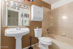 3634 W Medlock Dr, Phoenix, AZ 85019 - Photo 19