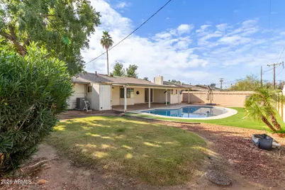 3634 W Medlock Drive, Phoenix, AZ 85019 - Photo 23
