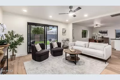 8252 E Heatherbrae Avenue, Scottsdale, AZ 85251 - Photo 7