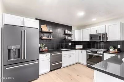 8252 E Heatherbrae Drive, Scottsdale, AZ 85251 - Photo 3