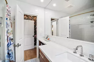 8221 E Edgemont Ave, Scottsdale, AZ 85257 - Photo 35