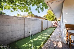 8221 E Edgemont Ave, Scottsdale, AZ 85257 - Photo 29