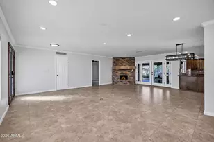 11202 North 42nd Pl, Phoenix, AZ 85028 - Photo 13