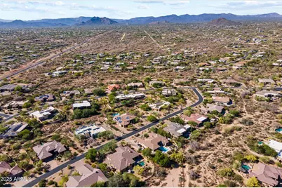 7335 E Quail Track Road, Scottsdale, AZ 85266 - Photo 47