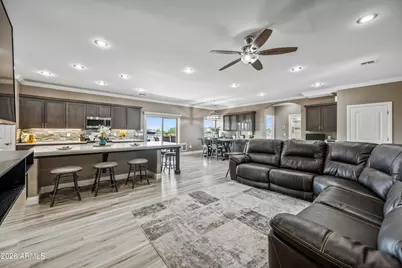 2235 E Cody Street, Apache Junction, AZ 85119 - Photo 15