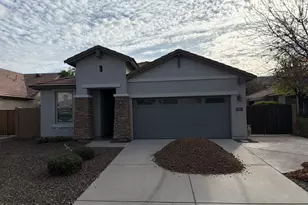 2667 E Canyon Creek Dr, Gilbert, AZ 85295 - Photo 1
