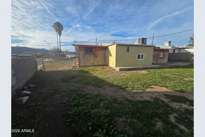 610 S York Drive, Kearny, AZ 85137 - Photo 9