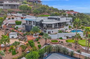 5632 N Camelback Canyon Dr, Phoenix, AZ 85018 - Photo 55