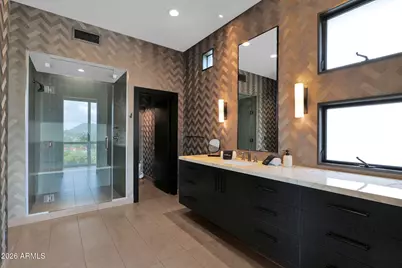 5632 N Camelback Canyon Drive, Phoenix, AZ 85018 - Photo 33