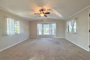 2233 E Behrend Dr, Phoenix, AZ 85024 - Photo 13