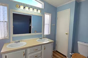 2233 E Behrend Dr, Phoenix, AZ 85024 - Photo 25