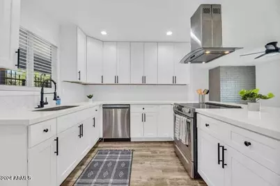 1734 E Laguna Drive, Tempe, AZ 85282 - Photo 1