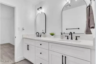 1734 E Laguna Drive, Tempe, AZ 85282 - Photo 15