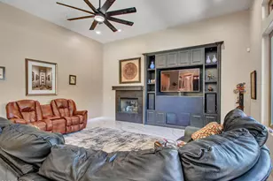 1620 W Silver Pine Dr, Phoenix, AZ 85086 - Photo 37