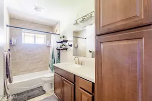 1037 W 10th St, Mesa, AZ 85201 - Photo 13