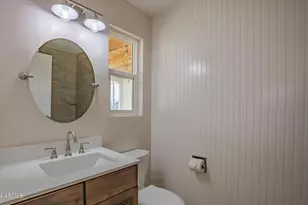 1037 W 10th St, Mesa, AZ 85201 - Photo 23