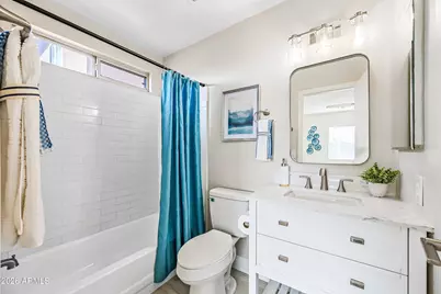 11211 W Heatherbrae Drive, Phoenix, AZ 85037 - Photo 17