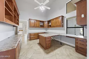 1623 E Runion Dr, Phoenix, AZ 85024 - Photo 9