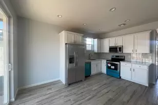 1341 E Pueblo Ave, Phoenix, AZ 85040 - Photo 3