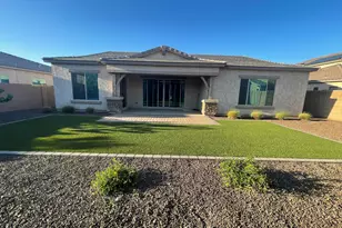 991 E Hampton Ln, Gilbert, AZ 85295 - Photo 11