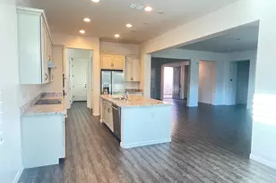 991 E Hampton Ln, Gilbert, AZ 85295 - Photo 3