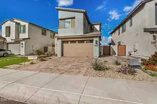 1490 E Blue Spruce Ln, Gilbert, AZ 85298 - Photo 5