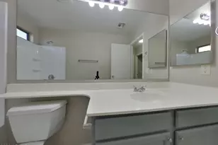 2022 E Winston Dr, Phoenix, AZ 85042 - Photo 11