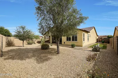 18106 W Redwood Lane, Goodyear, AZ 85338 - Photo 29