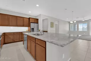 18106 W Redwood Ln, Goodyear, AZ 85338 - Photo 9