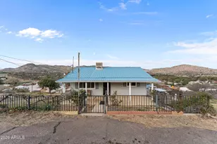 22876 S Crest --, Yarnell, AZ 85362 - Photo 1