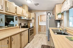 805 S 82nd Pl, Mesa, AZ 85208 - Photo 5