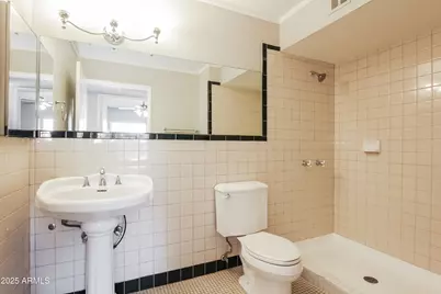 705 E Calle Bolo Lane, Goodyear, AZ 85338 - Photo 9