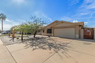 3706 S Cottonwood Dr, Tempe, AZ 85282 - Photo 1