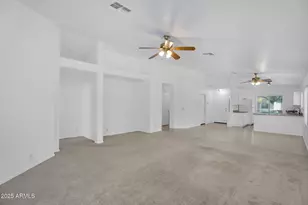 8642 W Lockland Ct, Peoria, AZ 85382 - Photo 11