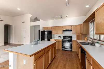 11615 W Cyprus Drive, Avondale, AZ 85392 - Photo 17