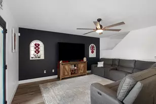 1960 S Portland Ct, Gilbert, AZ 85295 - Photo 13