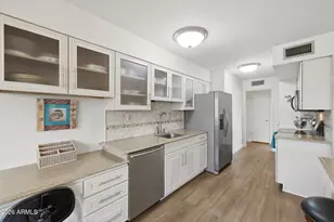 9626 W Cottonwood Dr, Sun City, AZ 85373 - Photo 3