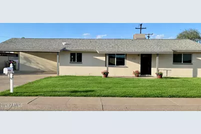 702 E Manor Drive, Casa Grande, AZ 85122 - Photo 1